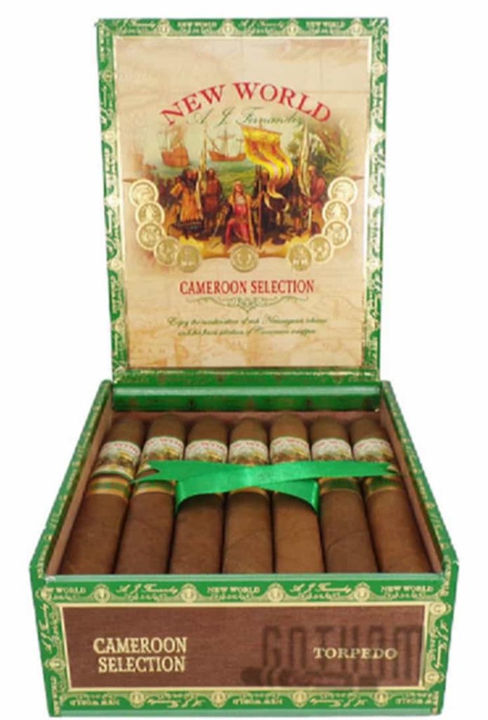 Hand-rolled cigars featuring the premium Cameroon wrapper leaf.